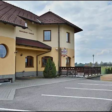 Stary Dvur 3* Nové Dvory
