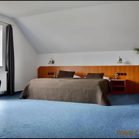 Stary Dvur 3* Nové Dvory