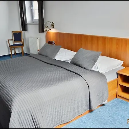 Stary Dvur 3* Nové Dvory