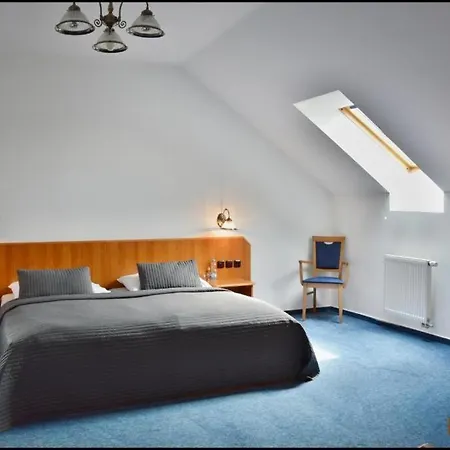 Stary Dvur 3* Nové Dvory